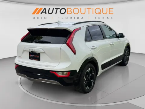 More photos of 2023 Kia Niro EV Wind at Auto Boutique Ohio, OH