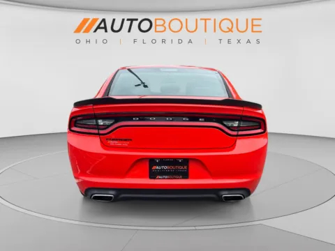 More photos of 2017 Dodge Charger SE at Auto Boutique Ohio, OH