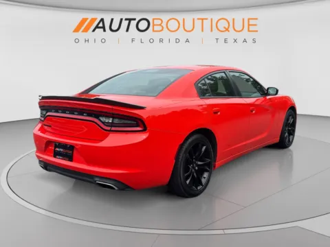More photos of 2017 Dodge Charger SE at Auto Boutique Ohio, OH