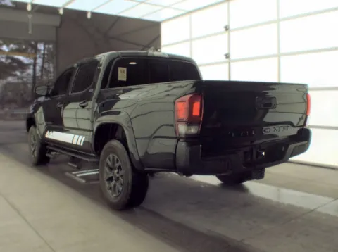 More photos of 2020 Toyota Tacoma SR5 at Auto Boutique Ohio, OH