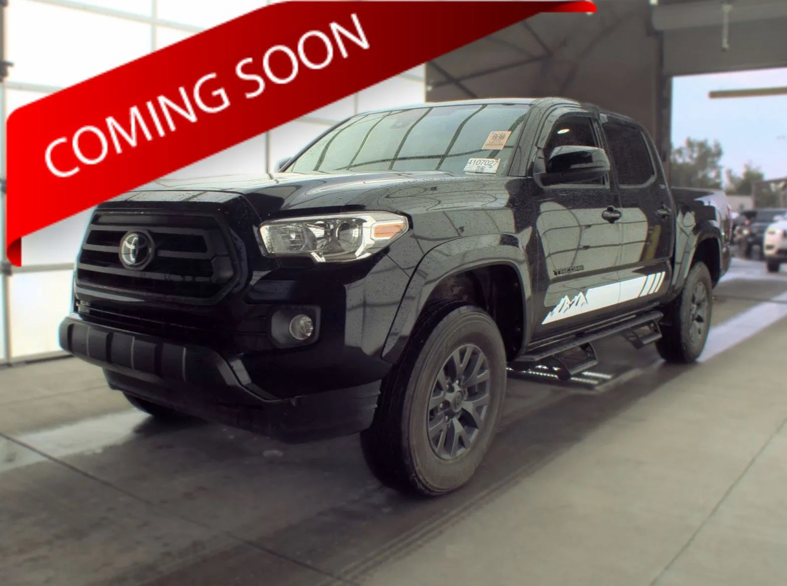Black 2020 Toyota Tacoma SR5 for sale in Columbus, OH