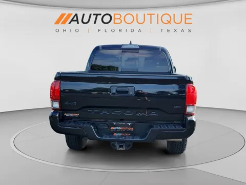 More photos of 2020 Toyota Tacoma SR5 at Auto Boutique Ohio, OH