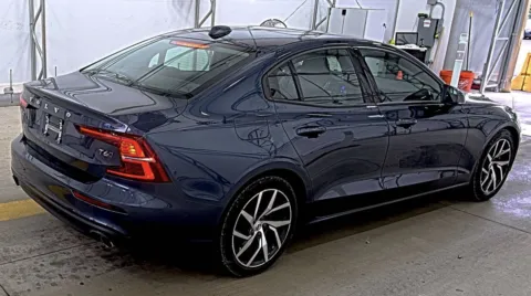More photos of 2019 Volvo S60 Momentum at Auto Boutique Ohio, OH