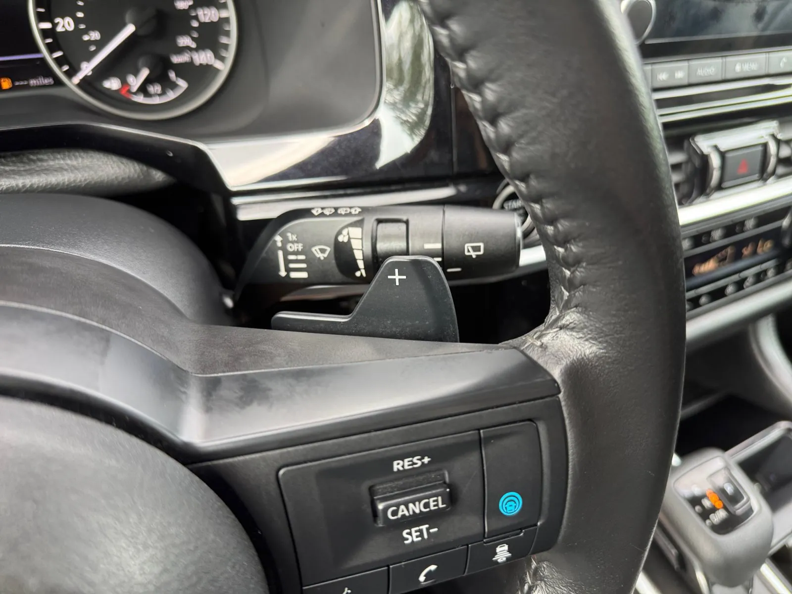 Nissan Pathfinder photo 25
