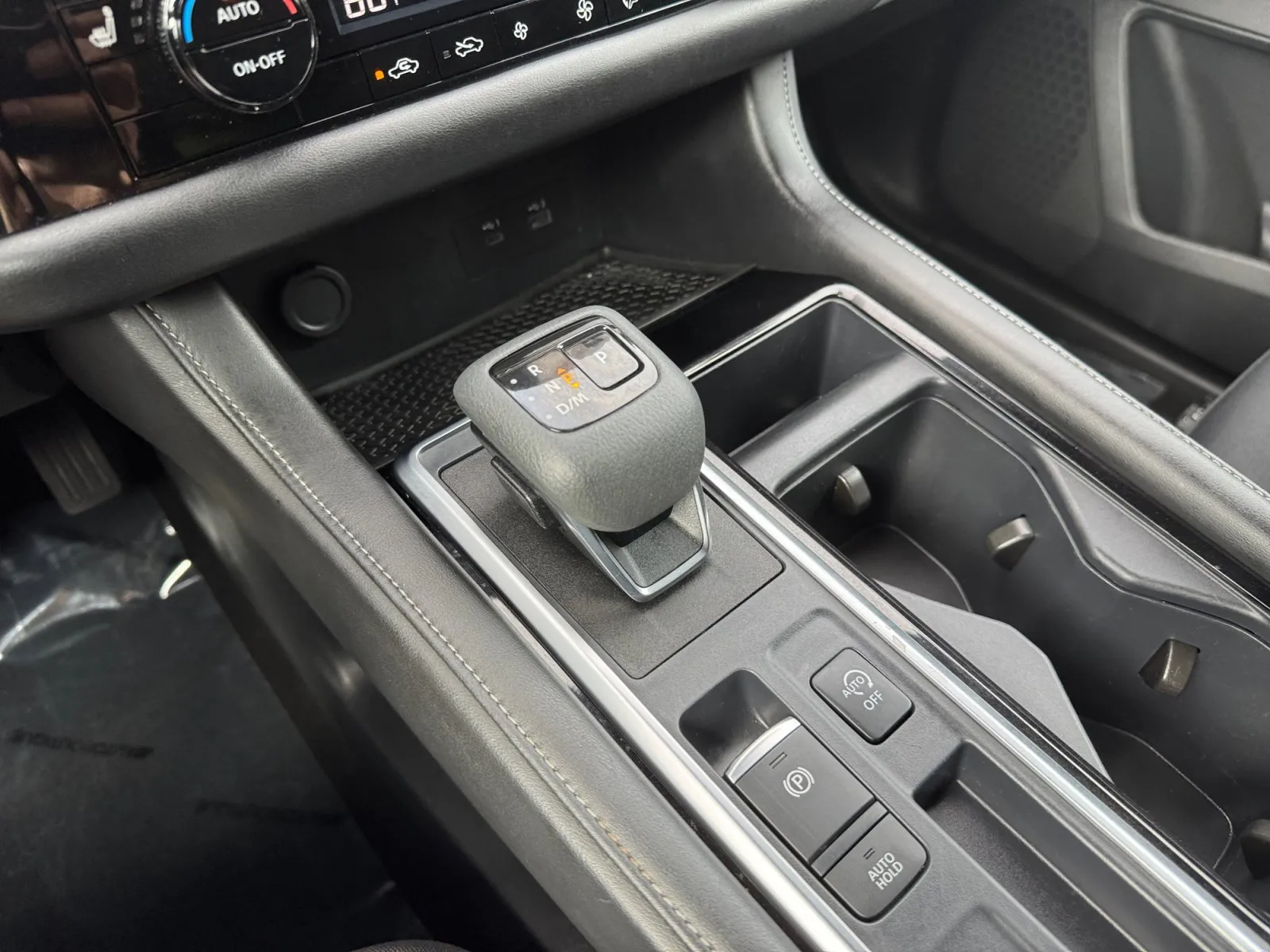 Nissan Pathfinder photo 23