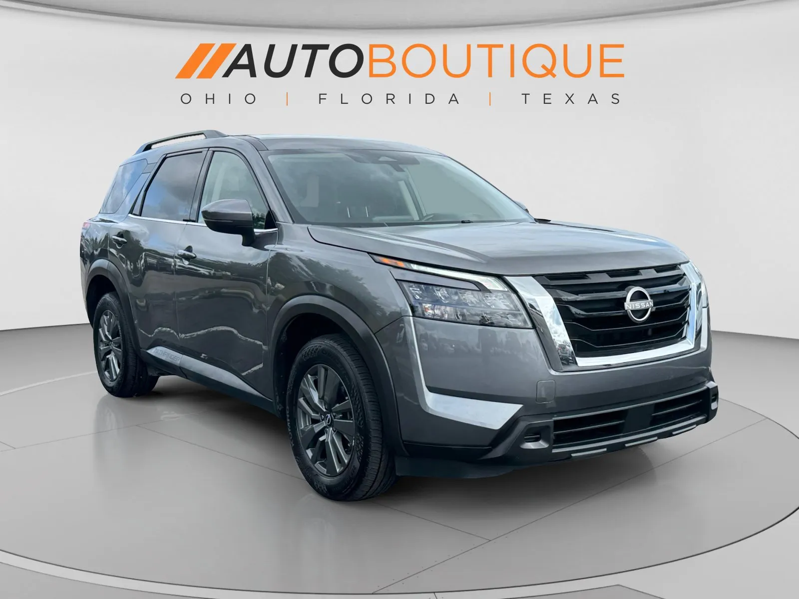 Nissan Pathfinder photo 7