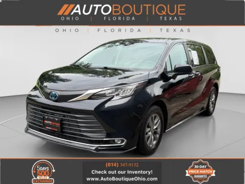 Black 2022 Toyota Sienna XLE for sale in Columbus, OH