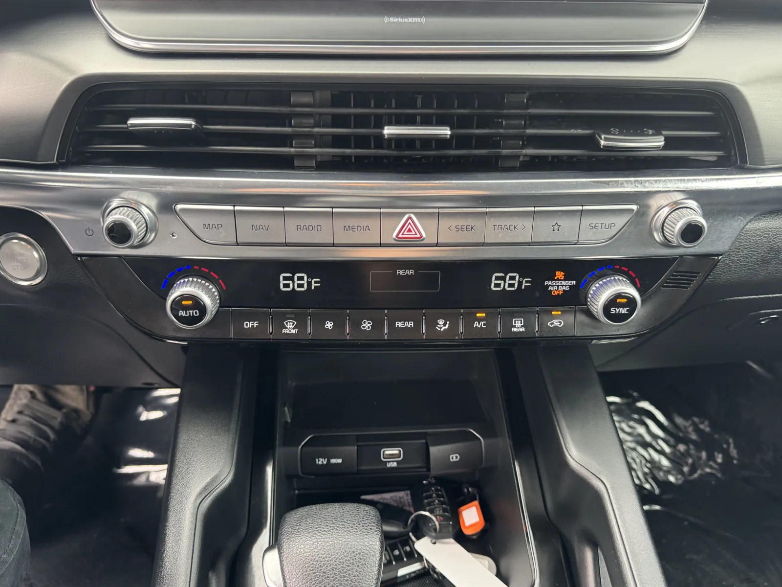 Kia Telluride photo 27