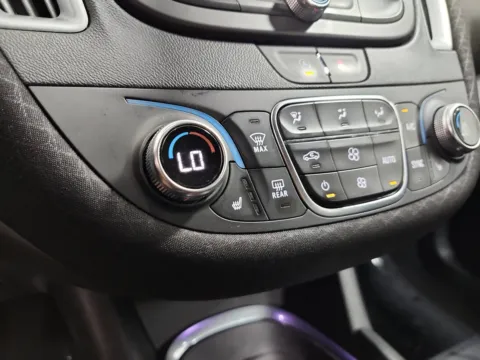 More photos of 2023 Chevrolet Malibu LT at Auto Boutique Ohio, OH