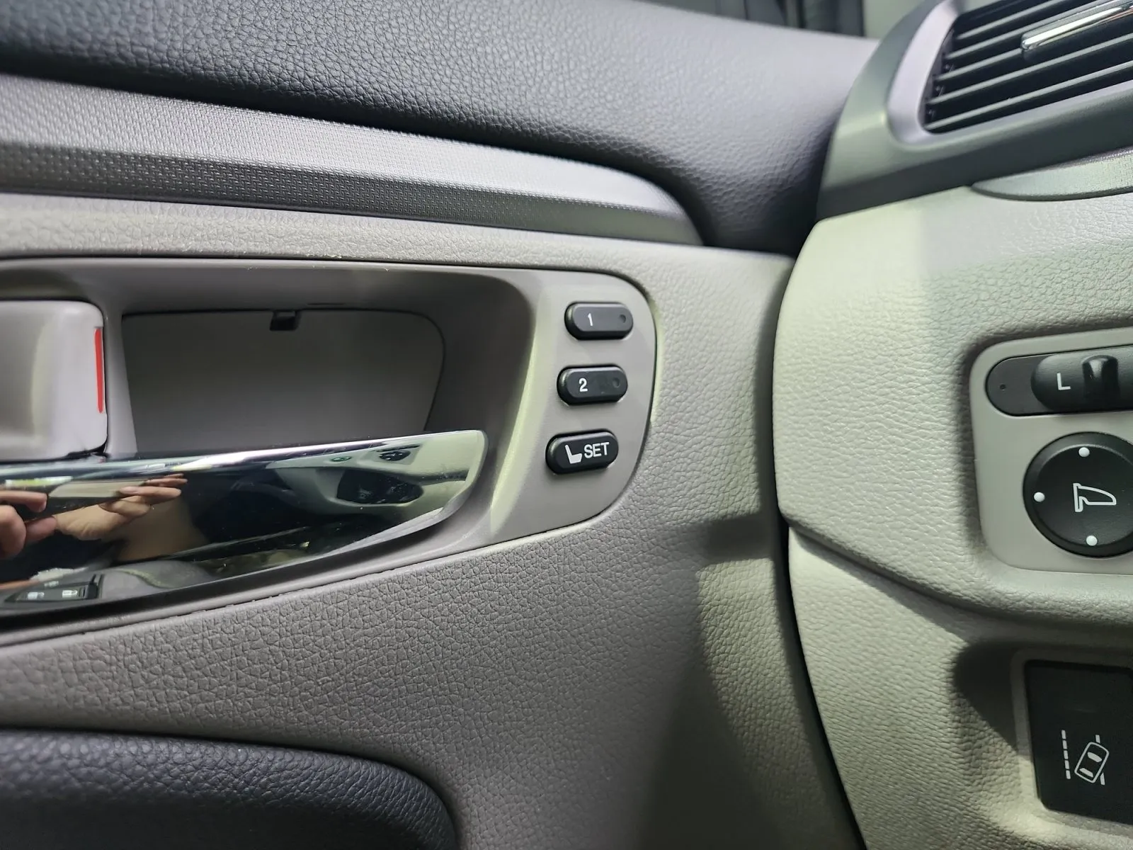 Honda Ridgeline photo 26