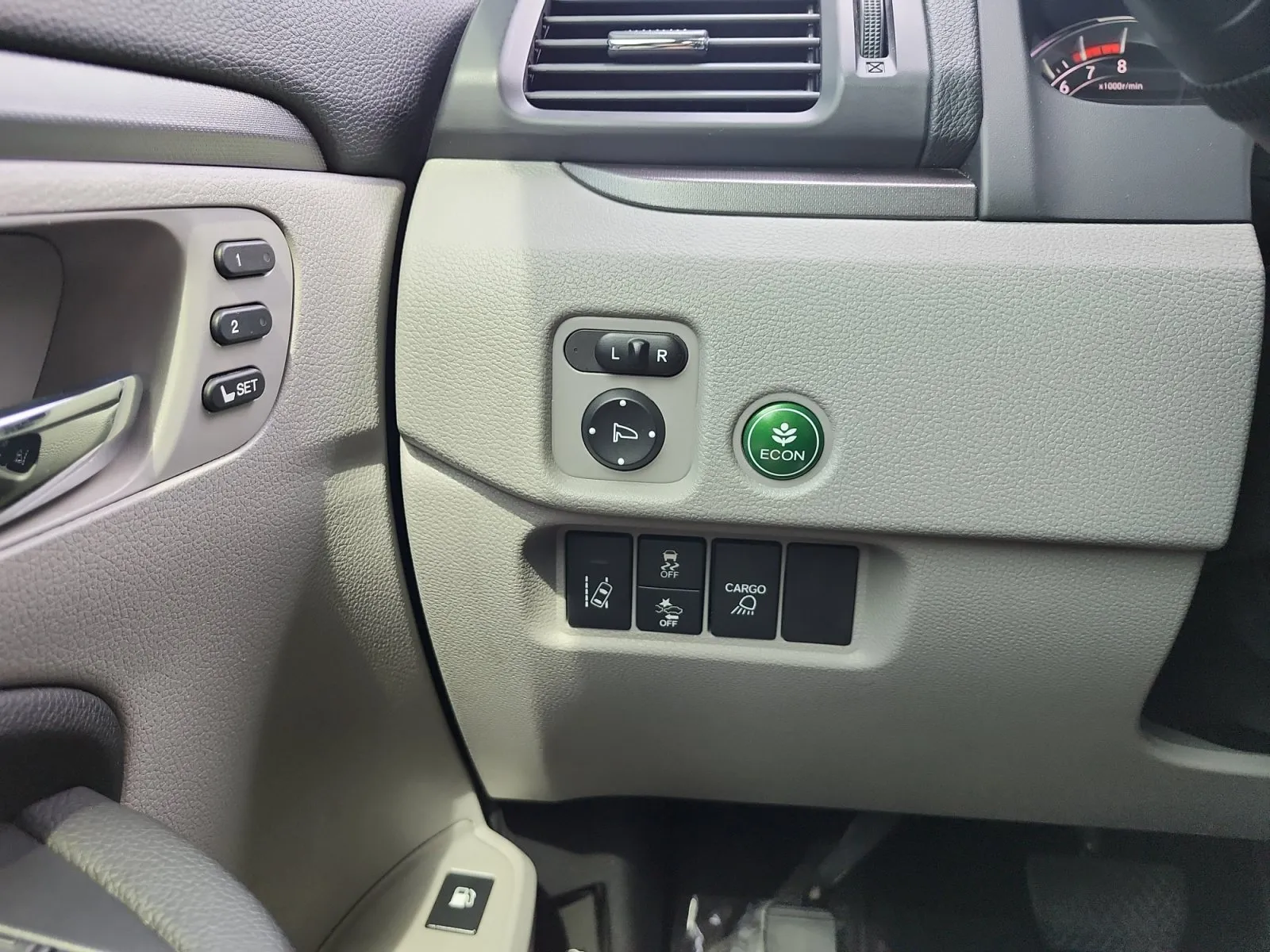 Honda Ridgeline photo 25