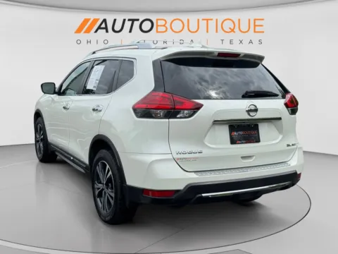 Another view of 2017 Nissan Rogue SL for sale in Columbus, OH at Auto Boutique Ohio