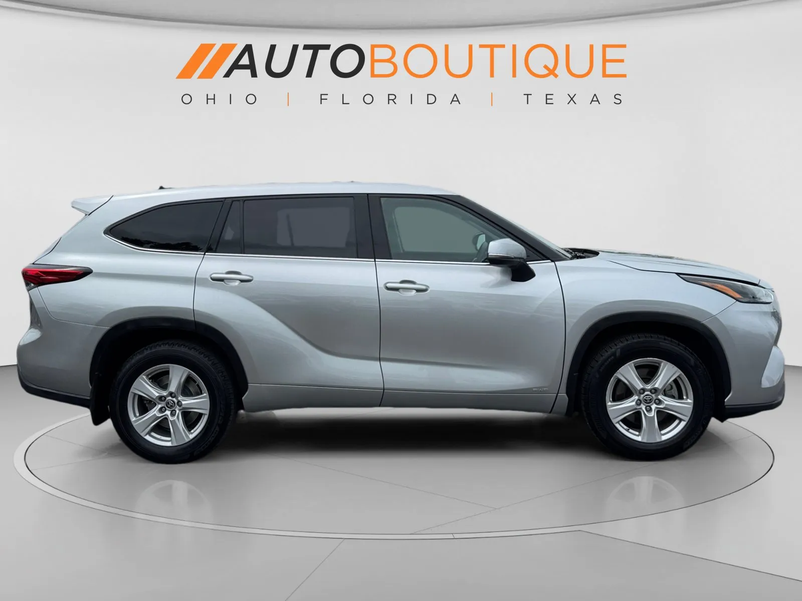 Toyota Highlander photo 6