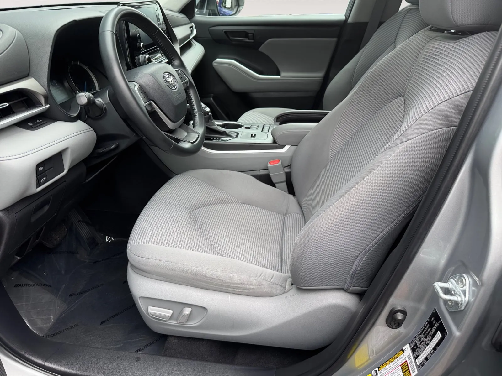 Toyota Highlander photo 9