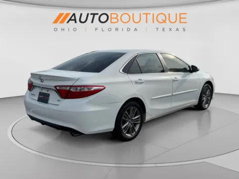 More photos of 2017 Toyota Camry SE at Auto Boutique Ohio, OH