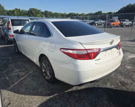 More photos of 2017 Toyota Camry SE at Auto Boutique Ohio, OH