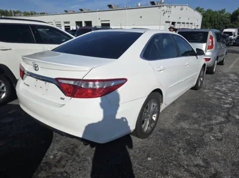 More photos of 2017 Toyota Camry SE at Auto Boutique Ohio, OH