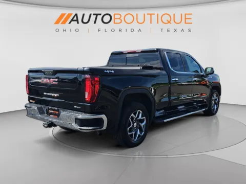 More photos of 2023 GMC Sierra 1500 SLT at Auto Boutique Ohio, OH