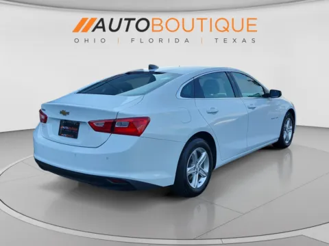 More photos of 2024 Chevrolet Malibu LS at Auto Boutique Ohio, OH