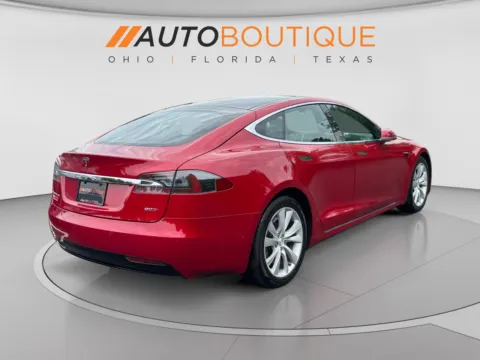 More photos of 2017 Tesla Model S 75D at Auto Boutique Ohio, OH