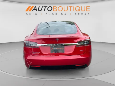More photos of 2017 Tesla Model S 75D at Auto Boutique Ohio, OH