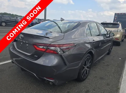 More photos of 2021 Toyota Camry SE at Auto Boutique Ohio, OH