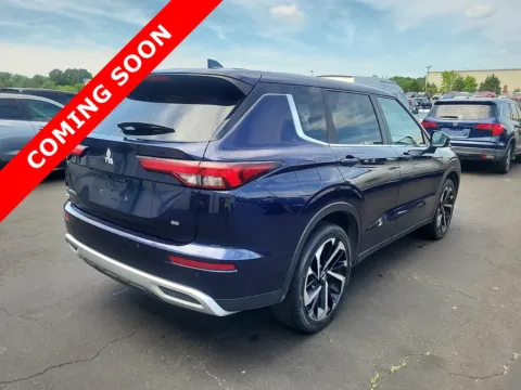 More photos of 2022 Mitsubishi Outlander SE at Auto Boutique Ohio, OH
