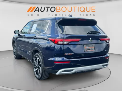 Another view of 2022 Mitsubishi Outlander SE for sale in Columbus, OH at Auto Boutique Ohio