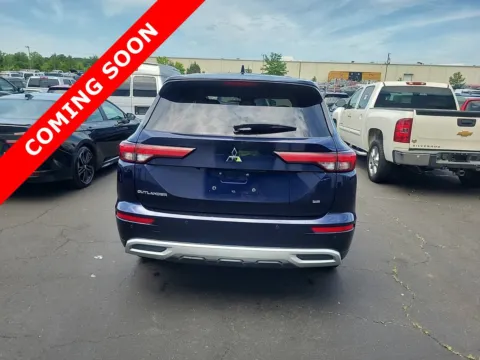 More photos of 2022 Mitsubishi Outlander SE at Auto Boutique Ohio, OH