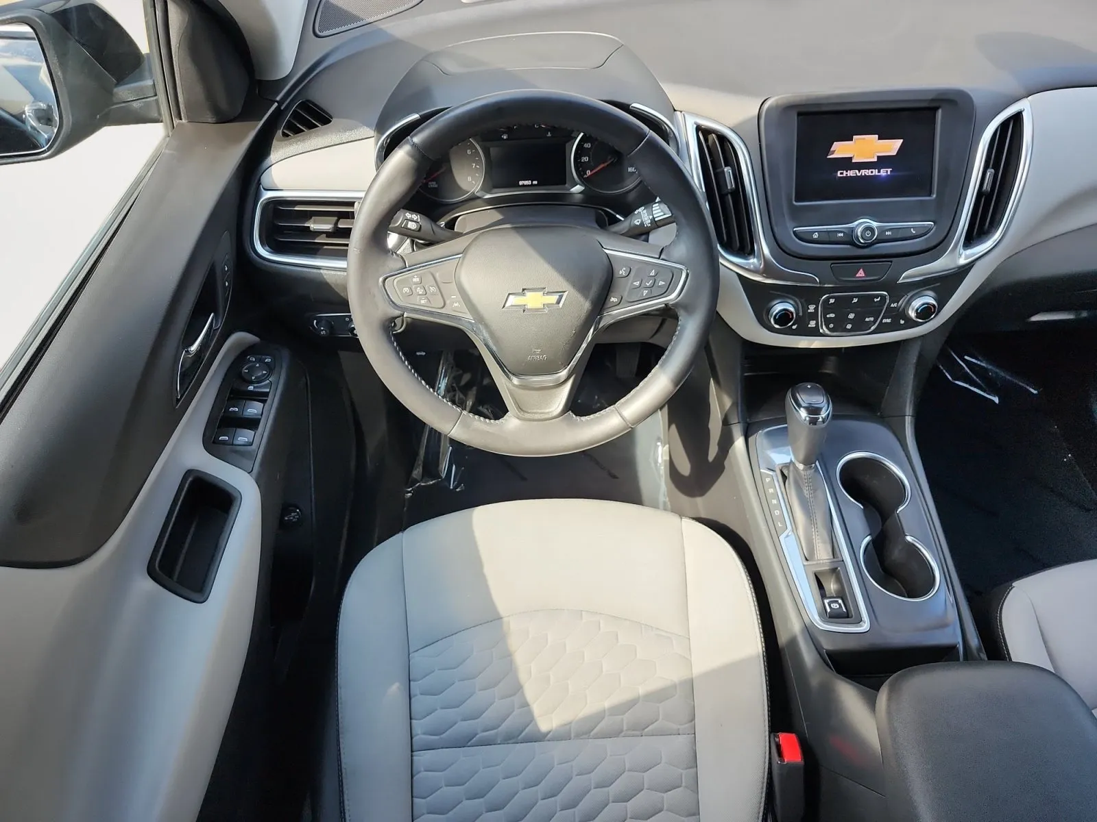 Chevrolet Equinox photo 11