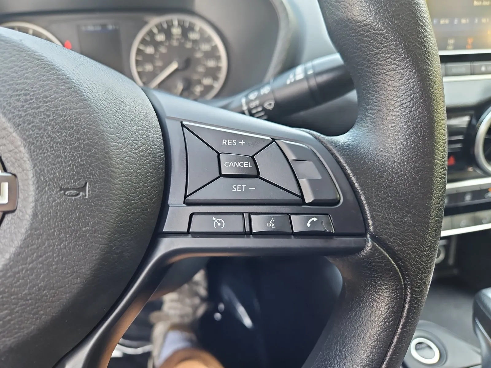 Nissan Sentra photo 21