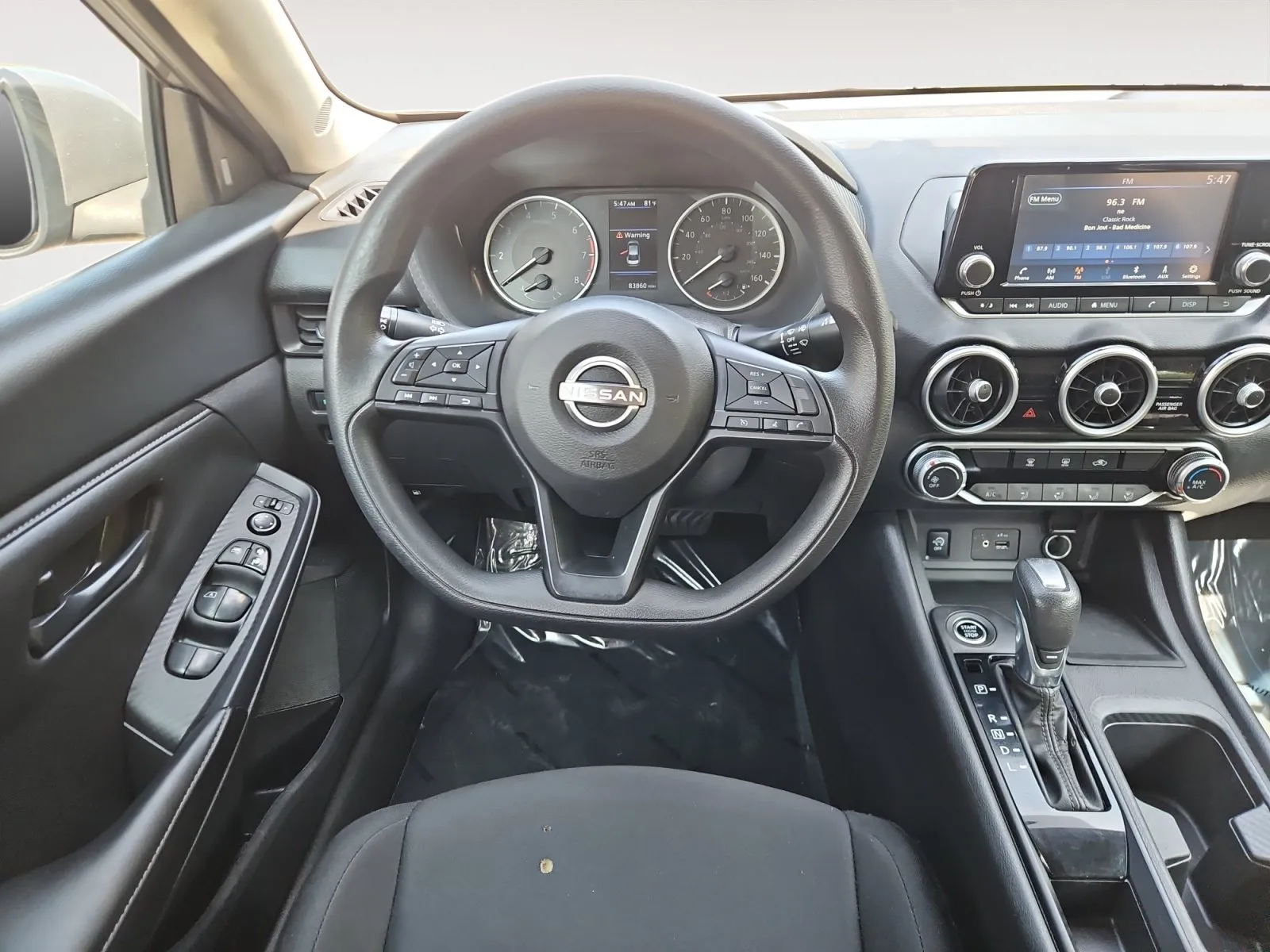 Nissan Sentra photo 10