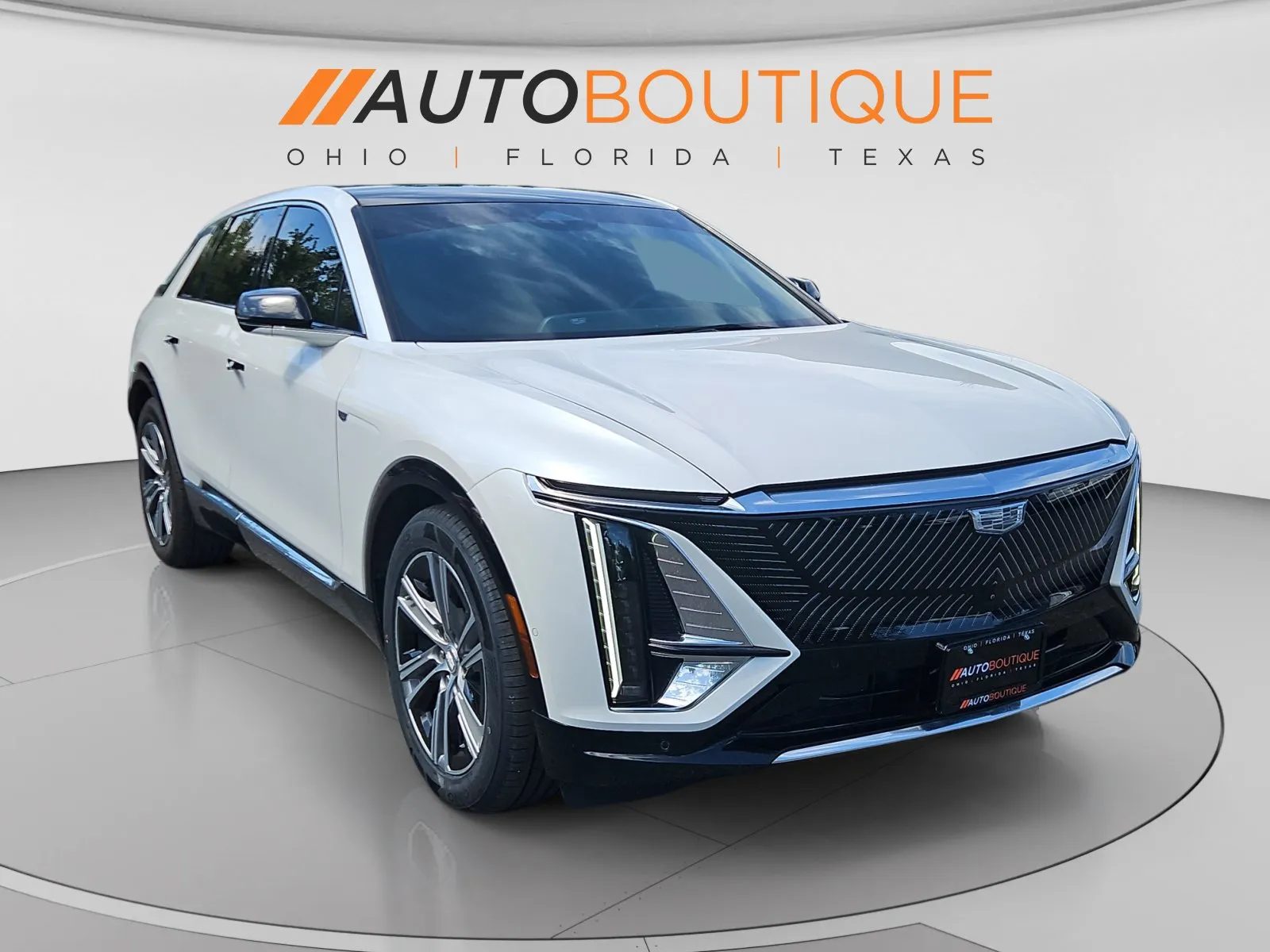 Cadillac Lyriq photo 7