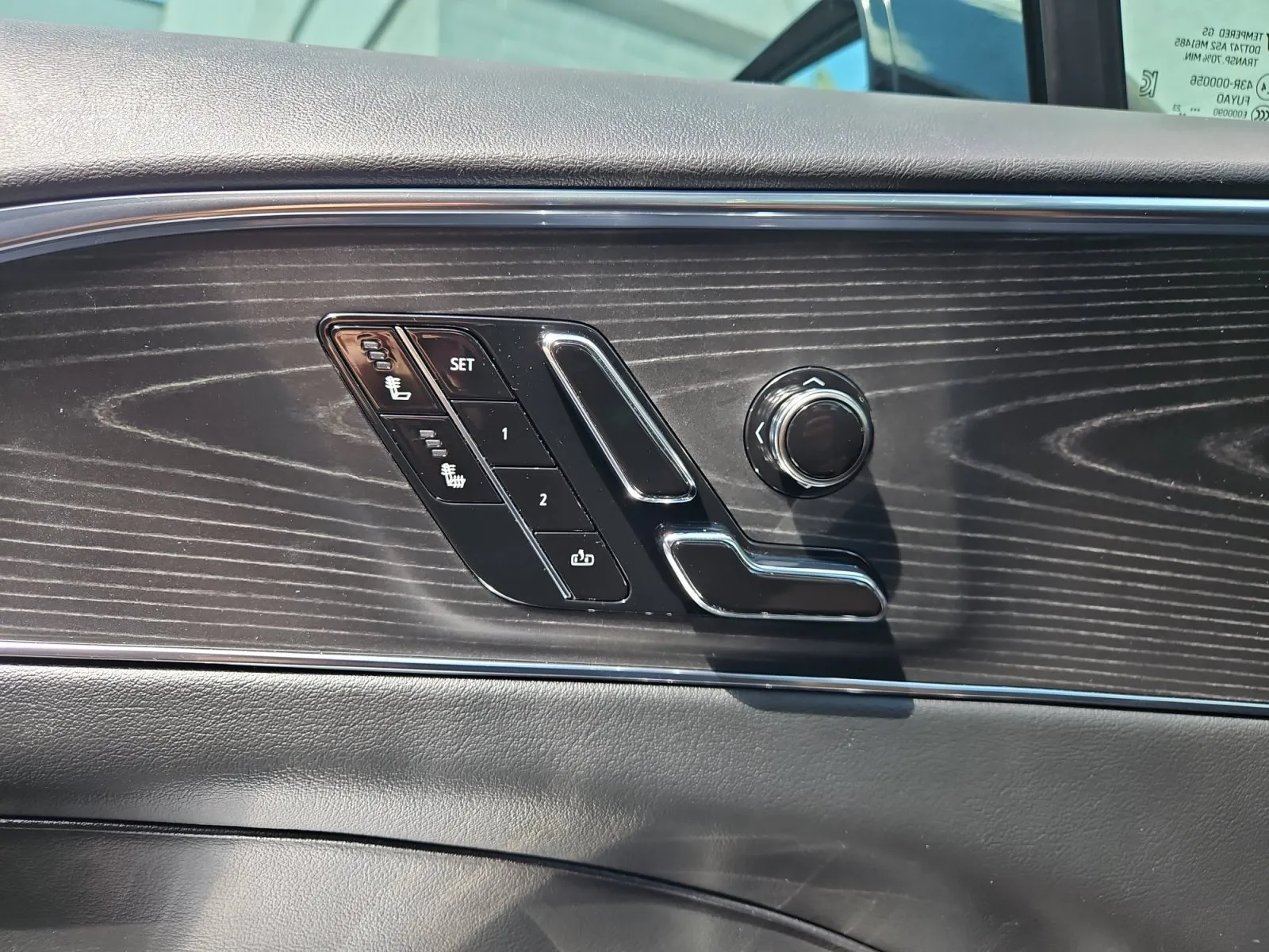 Cadillac Lyriq photo 16