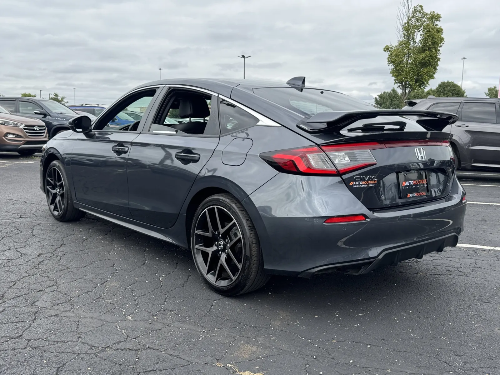Honda Civic photo 12