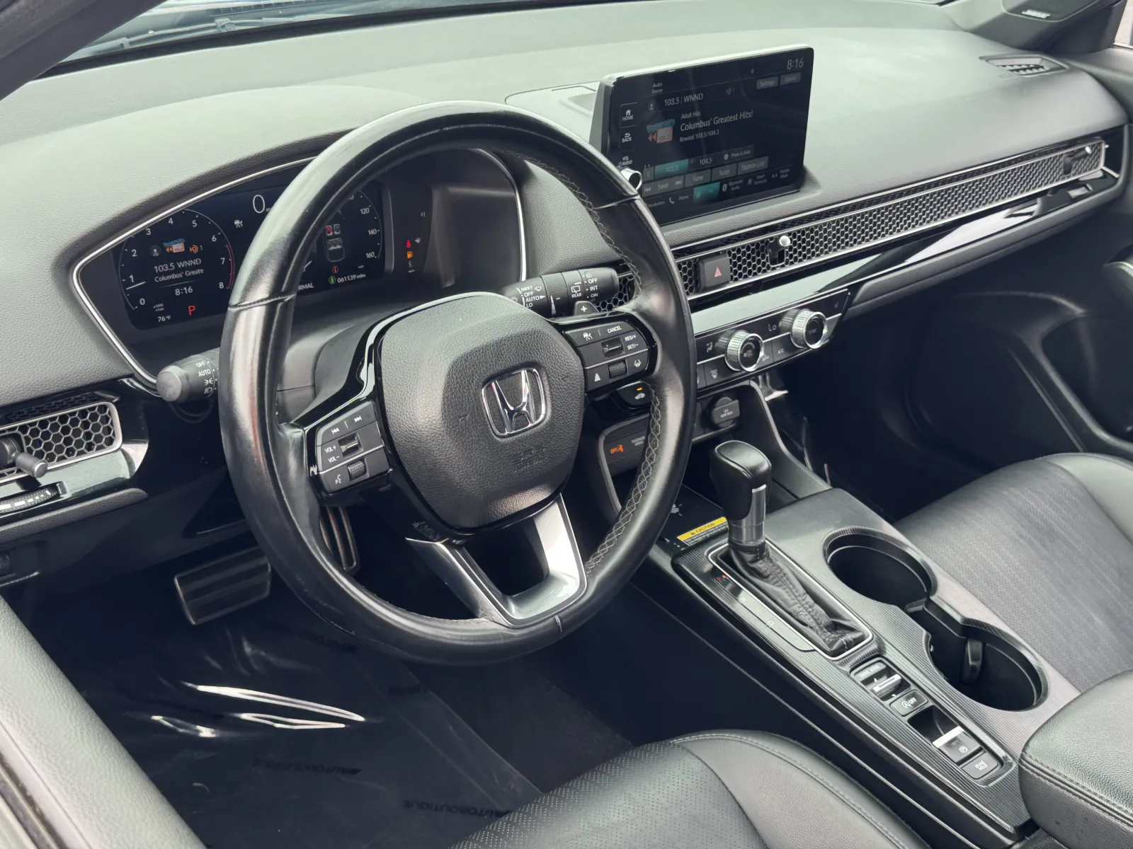 Honda Civic photo 9