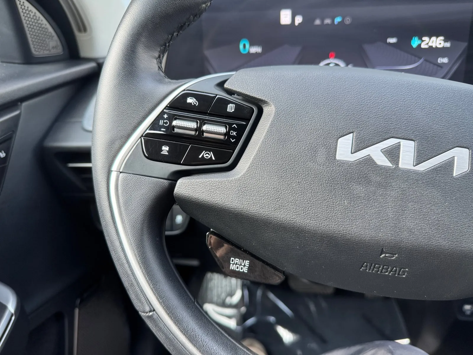 Kia EV6 photo 23