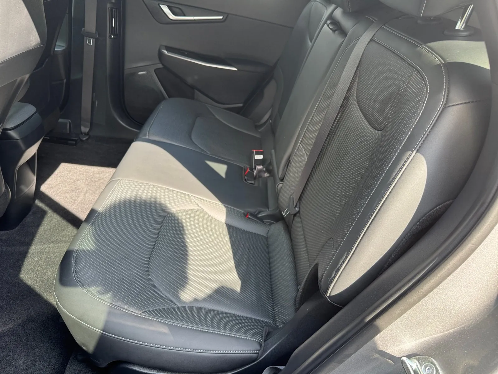 Kia EV6 photo 11