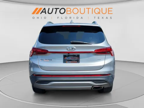 More photos of 2023 Hyundai Santa Fe SEL at Auto Boutique Ohio, OH