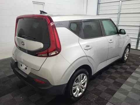 More photos of 2020 Kia Soul LX at Auto Boutique Ohio, OH