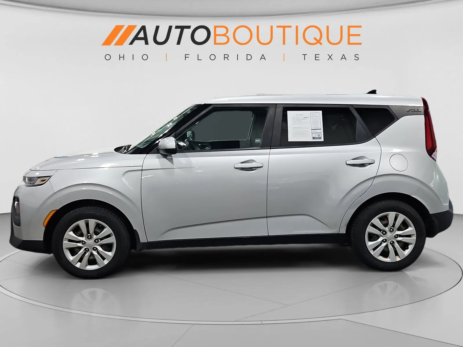 Kia Soul photo 2