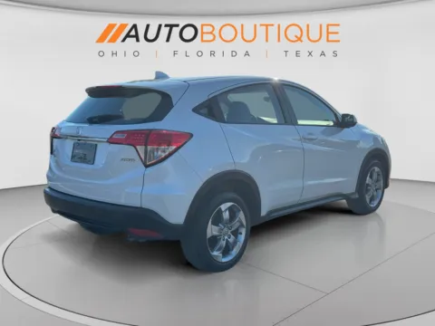 More photos of 2022 Honda HR-V LX at Auto Boutique Ohio, OH