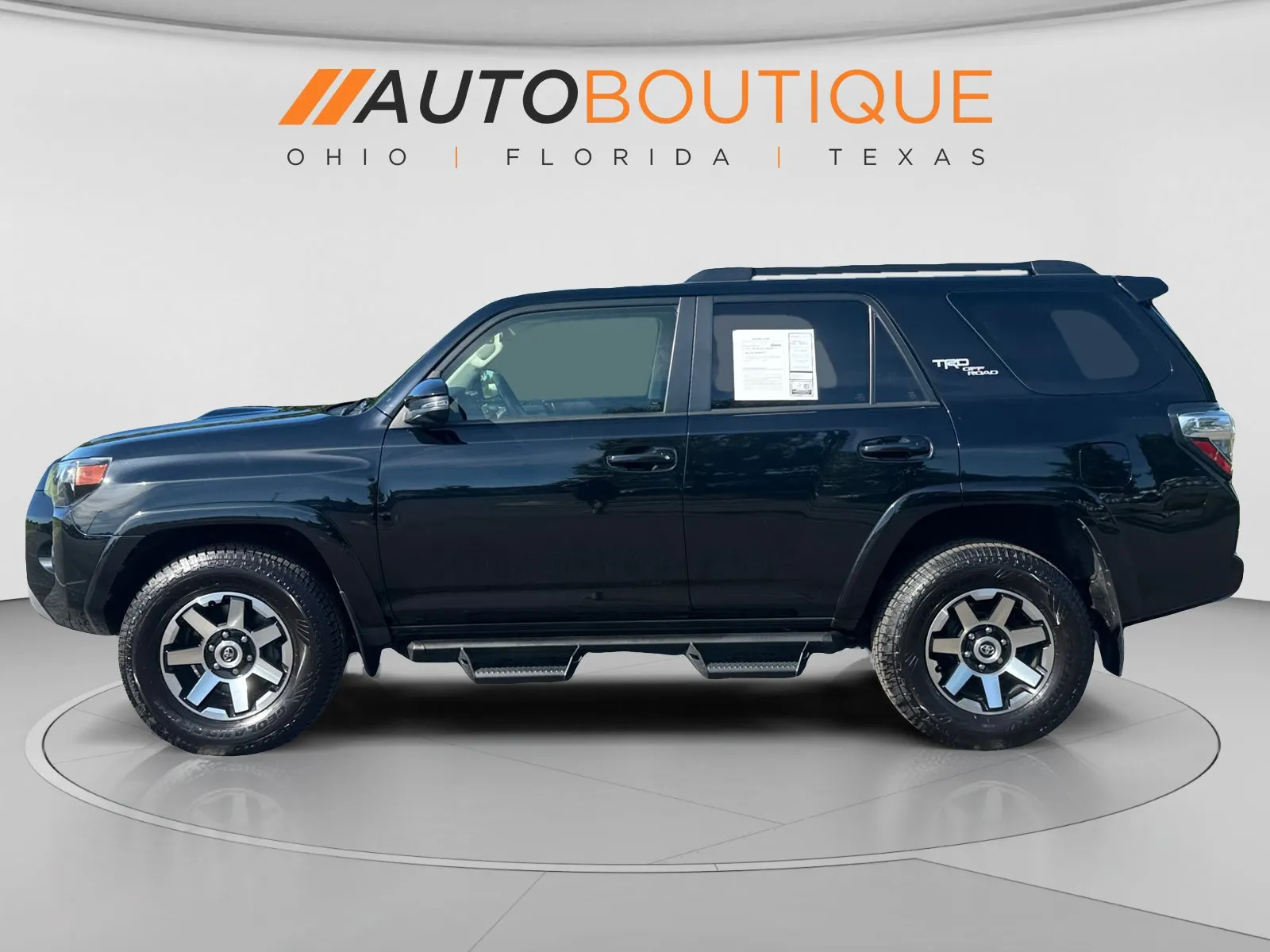 Toyota 4Runner photo 2