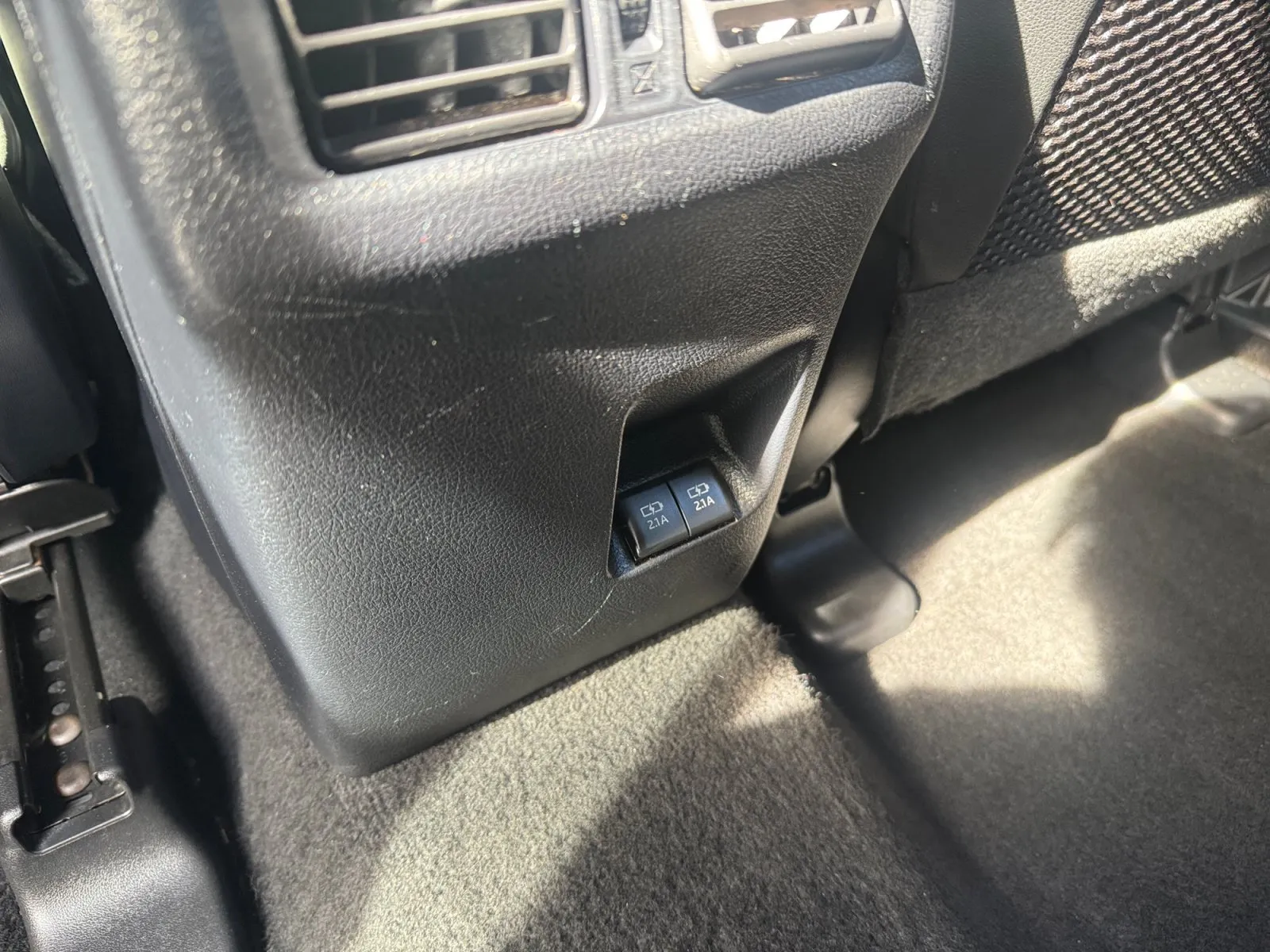 Toyota 4Runner photo 13