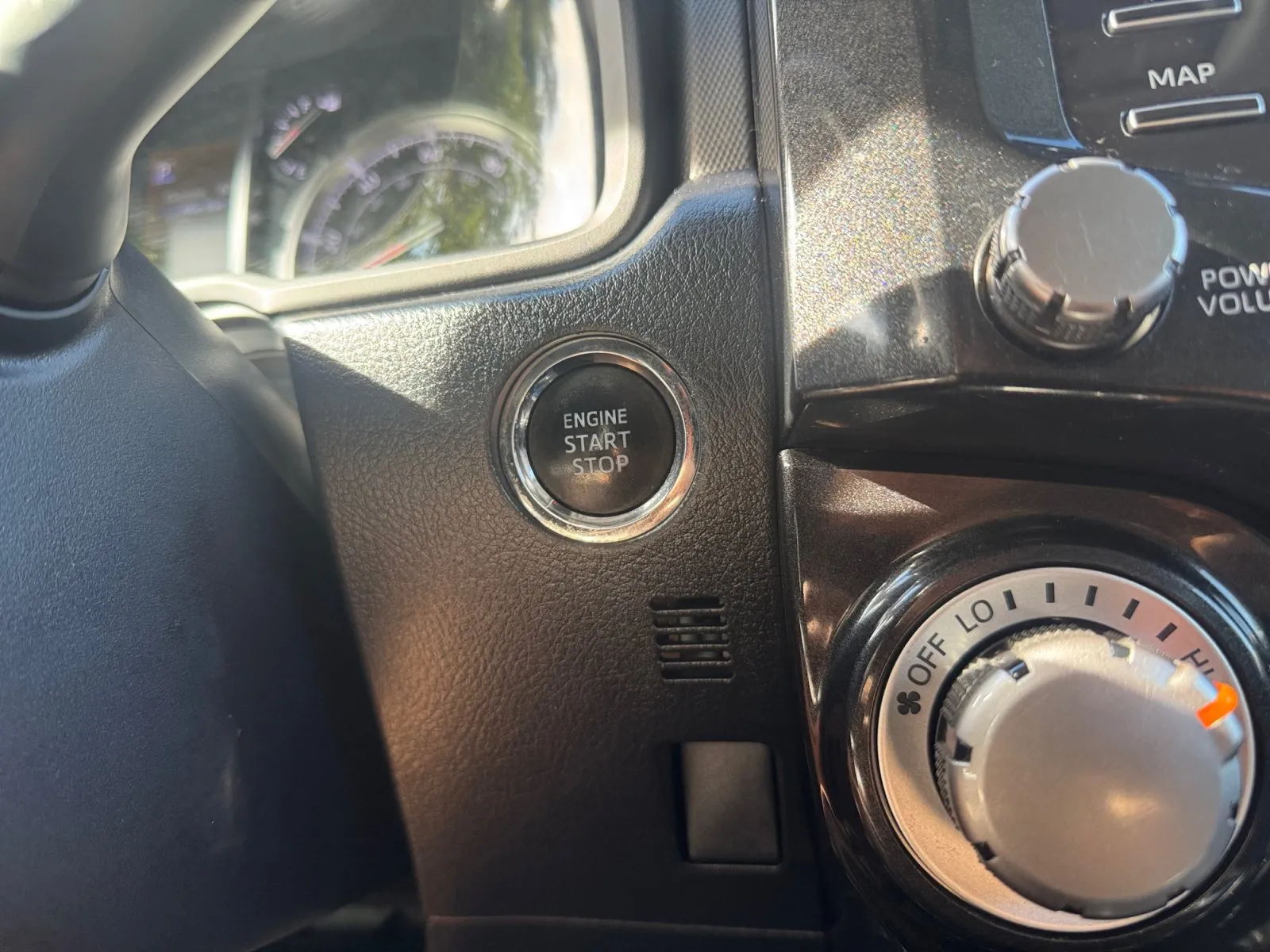Toyota 4Runner photo 22