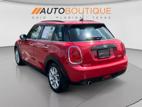 Another view of 2019 MINI Hardtop 4 Door Cooper for sale in Columbus, OH at Auto Boutique Ohio