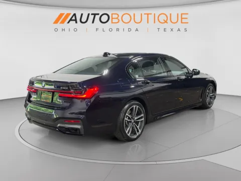 More photos of 2022 BMW 7 Series 740i xDrive at Auto Boutique Ohio, OH