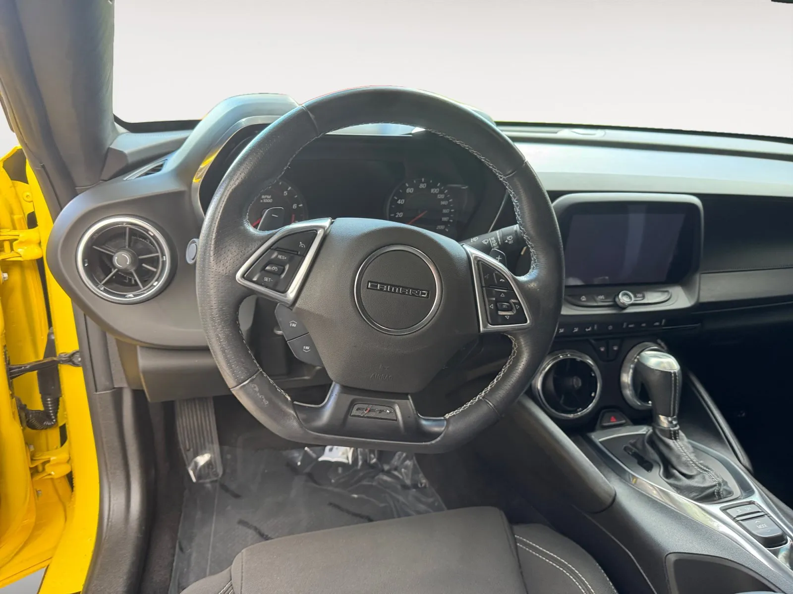 Chevrolet Camaro photo 12