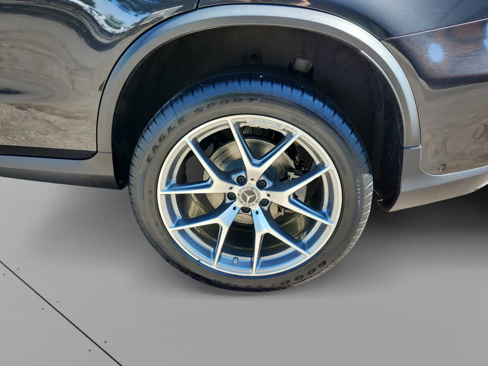 Mercedes-Benz GLC photo 14