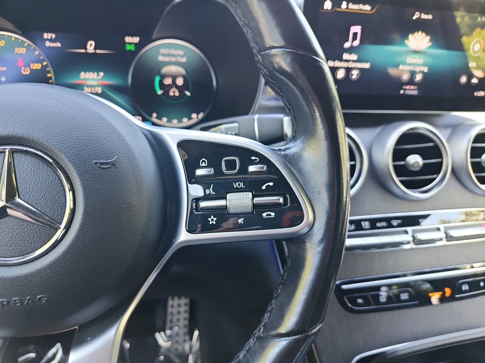 Mercedes-Benz GLC photo 22